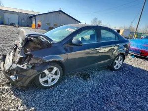 Chevrolet Aveo (Sonic) 1.4L 4 2015