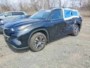 Toyota Highlander 2.4L 4 2024