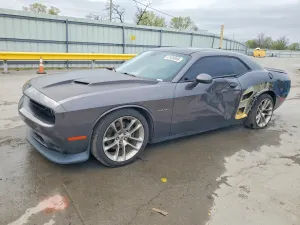 Dodge Challenger 5.7L 8 2020