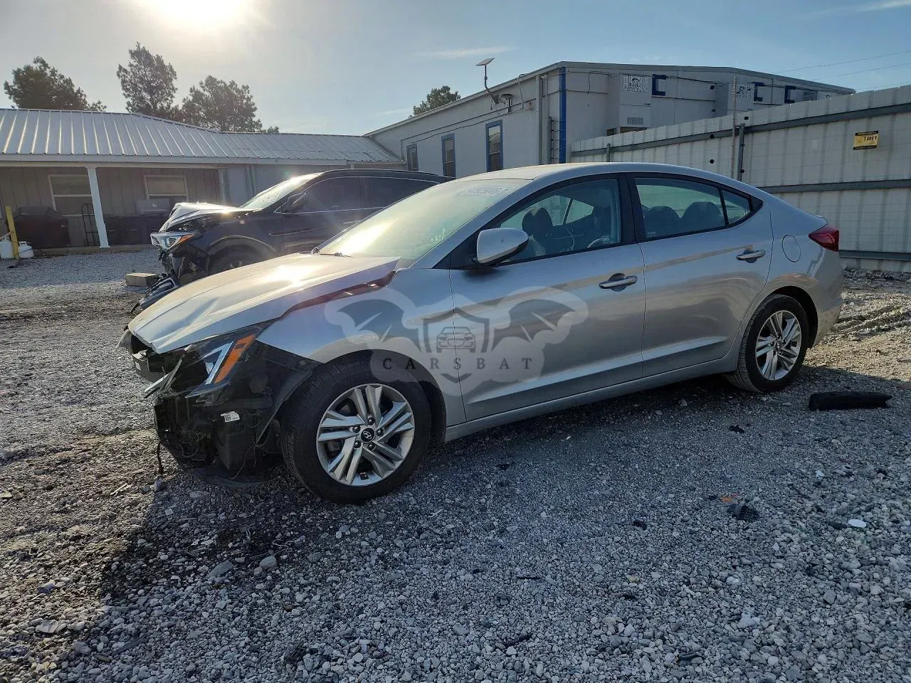 Hyundai Elantra 2.0L 4 2020