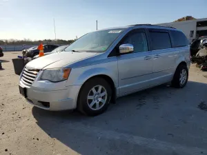 Chrysler Town & Country 3.8L 6 2010
