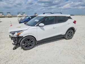 Nissan Kicks 1.6L 4 2020