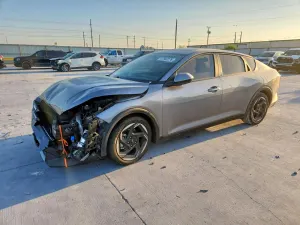 Kia K4 2.0L 4 2025