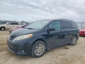 Toyota Sienna 3.5L 6 2011