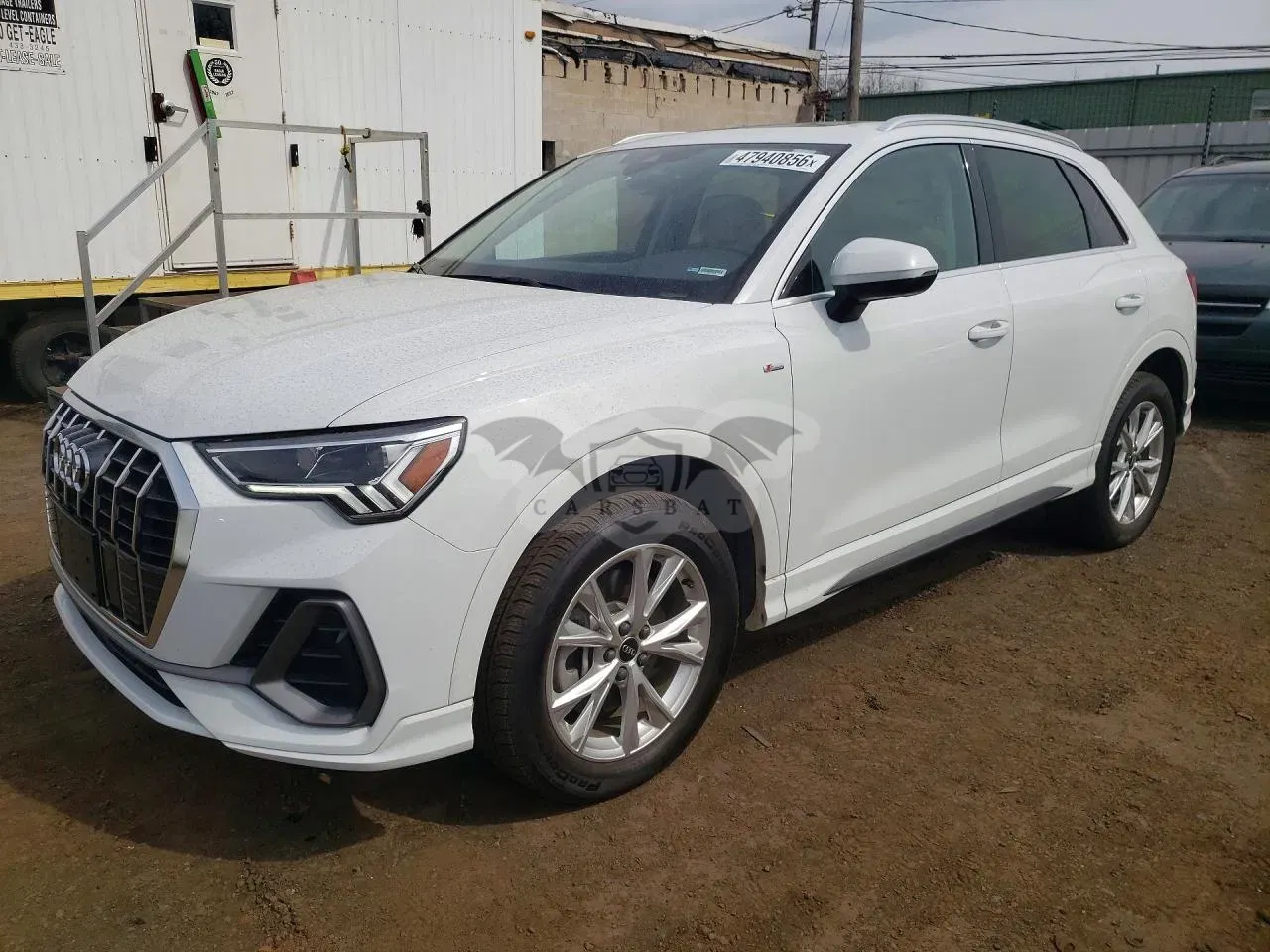 Audi Q3 2.0L 4 2025