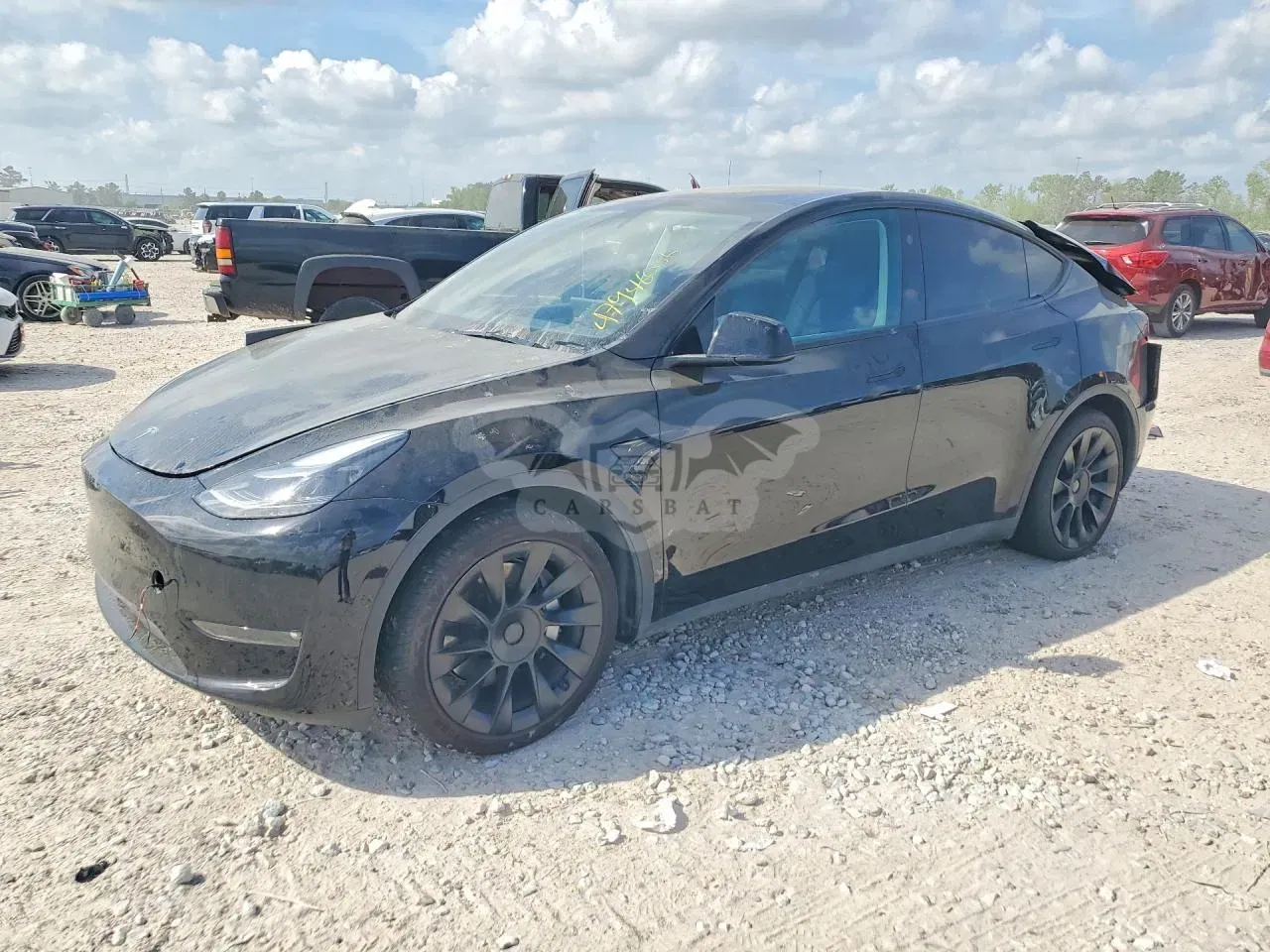 Tesla Model Y 2025
