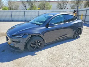 Tesla Model Y 2026
