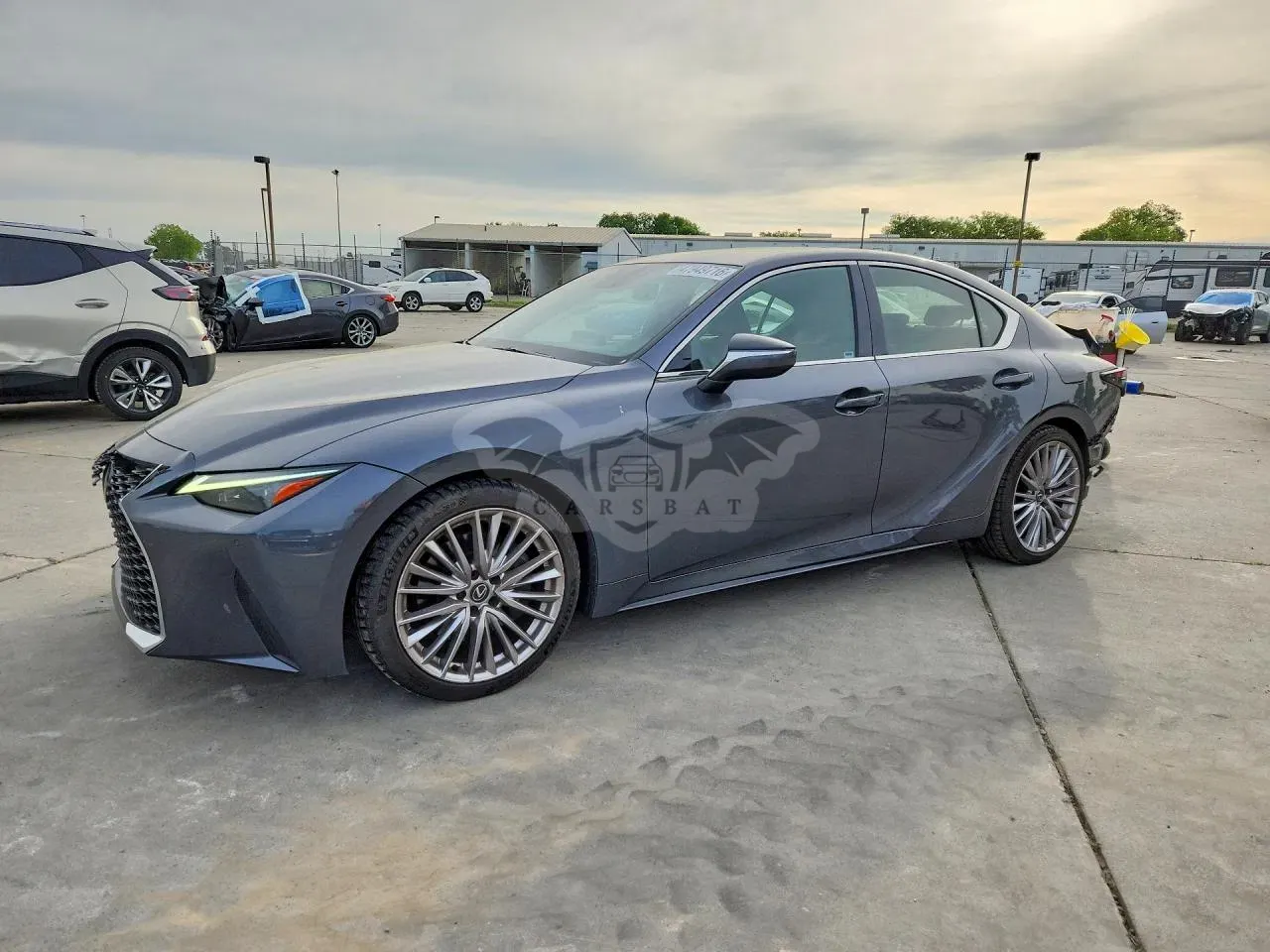 Lexus IS 2.0L 4 2023