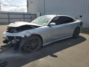 Dodge Charger 5.7L 8 2020