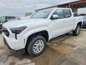 Toyota Tacoma 2.4L 4 2026