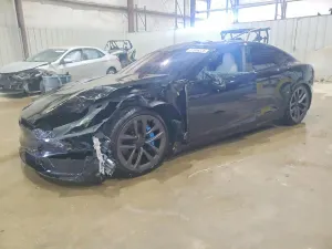 Tesla Model S 2022