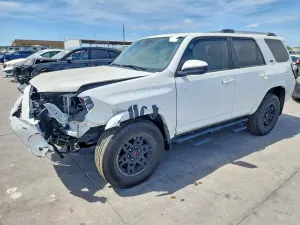 Toyota 4Runner 4.0L 6 2023