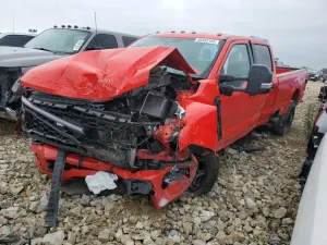 Ford F-350 6.7L 8 2023