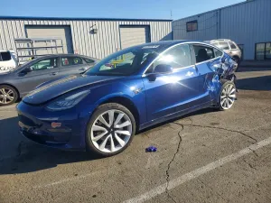 Tesla Model 3 2020