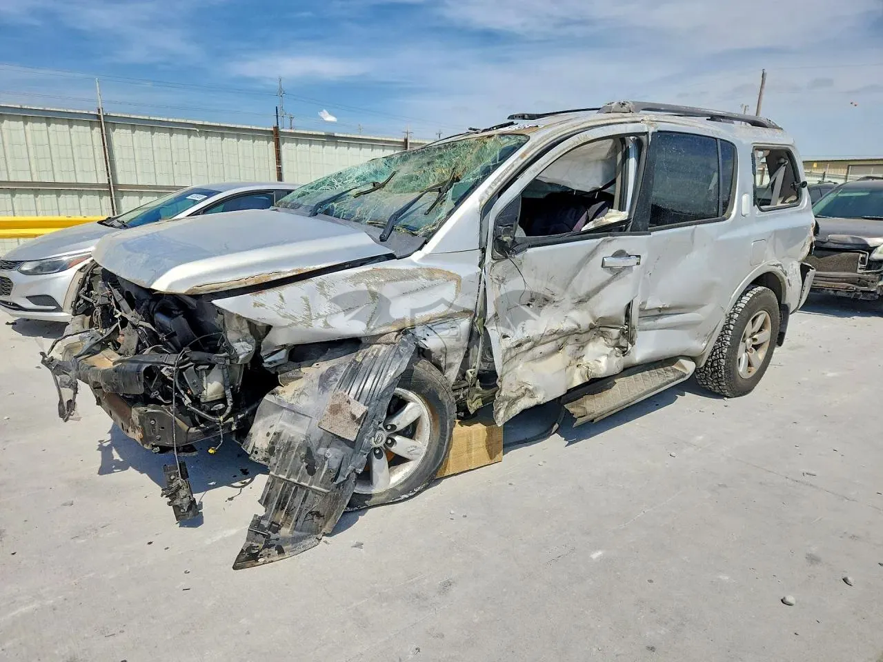Nissan Armada 5.6L 8 2011