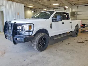 Ford F-250 6.7L 8 2018