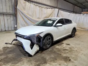 Kia K4 2.0L 4 2025