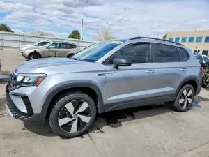 Volkswagen Taos 1.5L 4 2024