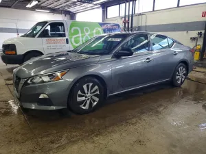 Nissan Altima 2.5L 4 2020