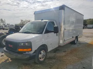 GMC Savana 6.6L 8 2021