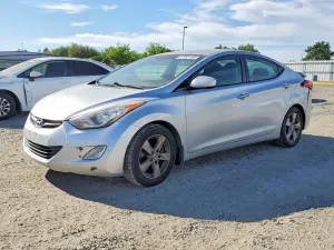 Hyundai Elantra 1.8L 4 2012