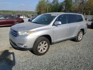 Toyota Highlander 3.5L 6 2013