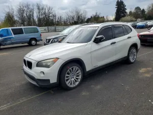 BMW X1 2.0L 4 2013