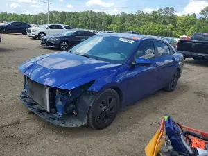 Hyundai Elantra 2.0L 4 2021