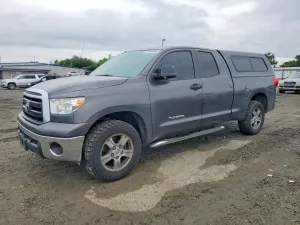Toyota Tundra 4.6L 8 2011
