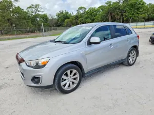 Mitsubishi Outlander 2.0L 4 2015