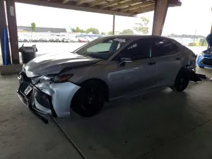 Toyota Camry 2.5L 4 2022