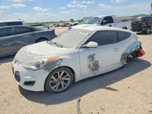 Hyundai Veloster 1.6L 4 2016