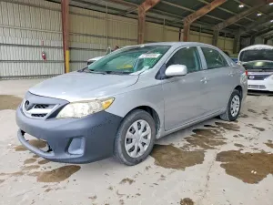 Toyota Corolla 1.8L 4 2012