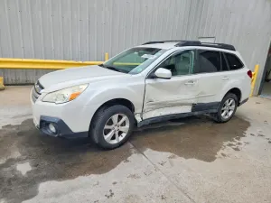 Subaru Outback 3.6L 6 2013