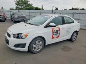 Chevrolet Aveo (Sonic) 1.8L 4 2013