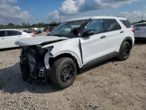 Ford Explorer 3.3L 6 2023