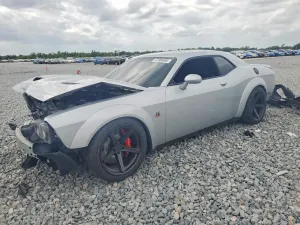 Dodge Challenger 6.4L 8 2020