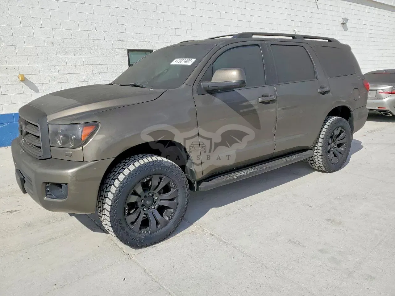 Toyota Sequoia 5.7L 8 2013