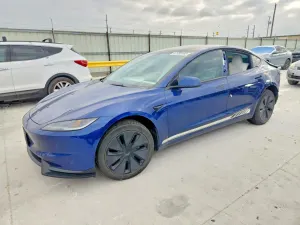 Tesla Model 3 2024