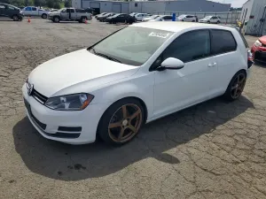 Volkswagen Golf 1.8L 4 2015