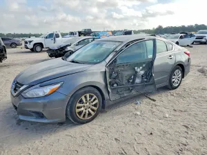 Nissan Altima 2.5L 4 2017