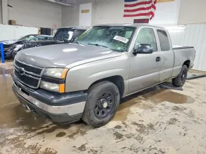 Chevrolet Silverado 1500 4.3L 6 2006