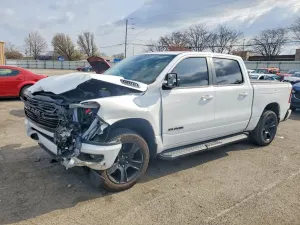 RAM 1500 5.7L 8 2021