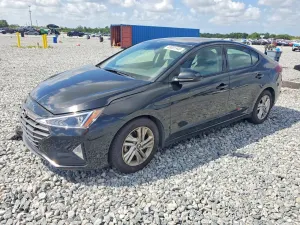 Hyundai Elantra 2.0L 4 2019