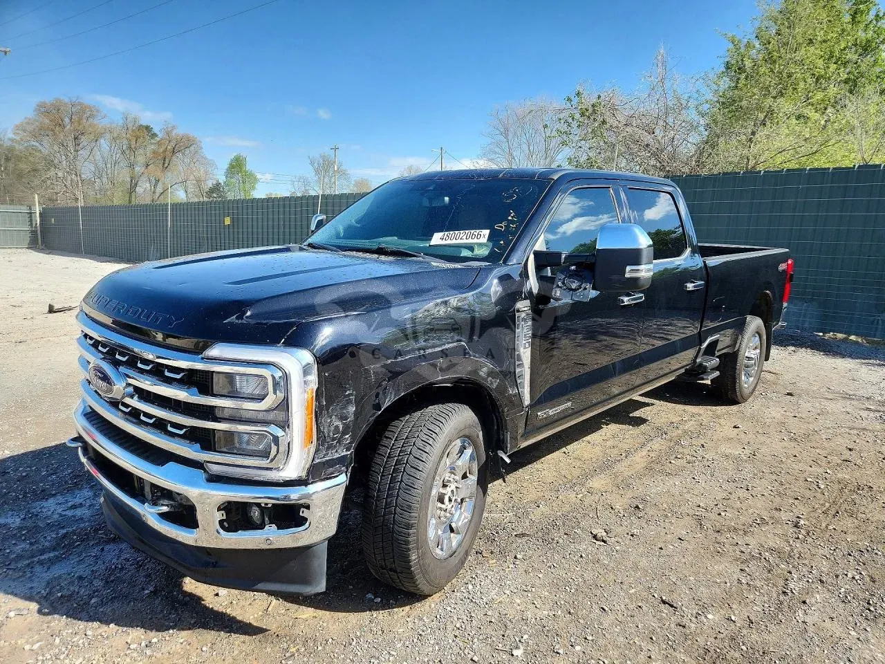 Ford F-350 6.7L 8 2023