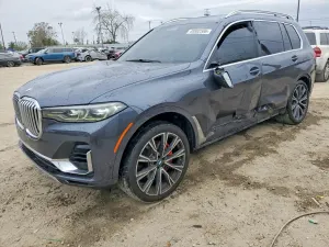 BMW X7 4.4L 8 2019