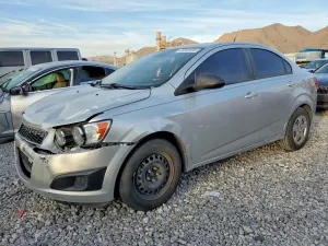 Chevrolet Aveo (Sonic) 1.8L 4 2014