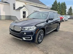 BMW X5 4.4L 8 2014
