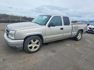 Chevrolet Silverado 1500 4.8L 8 2006