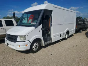 Isuzu NPR 3.0L 4 2012
